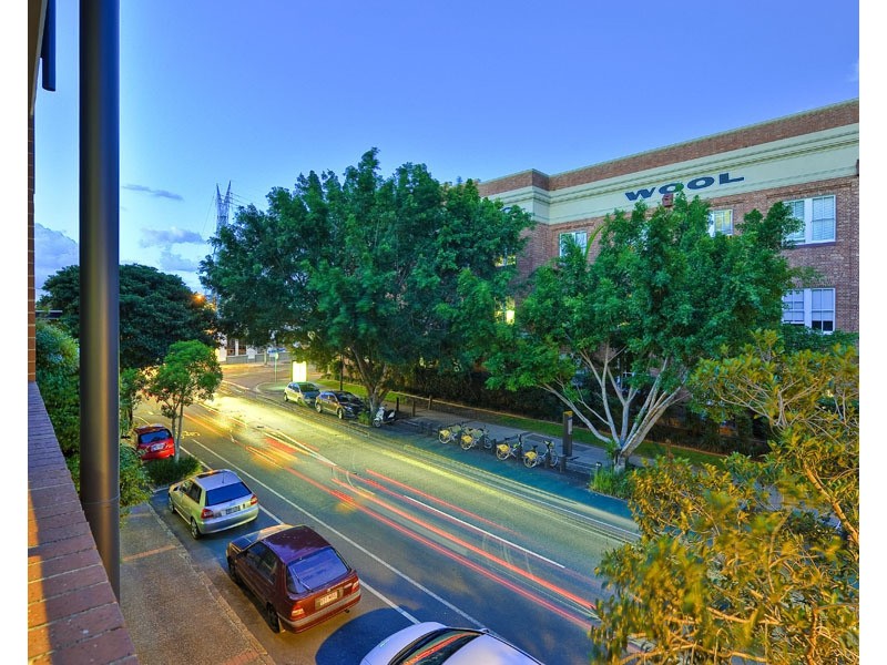 139 Commercial Road, Teneriffe QLD 4005