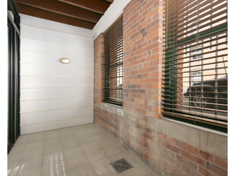 139 Commercial Road, Teneriffe QLD 4005