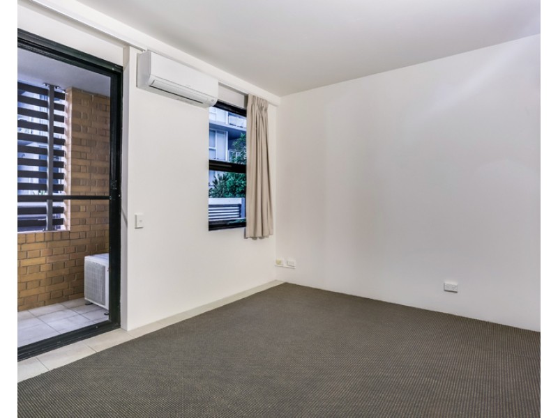 139 Commercial Road, Teneriffe QLD 4005