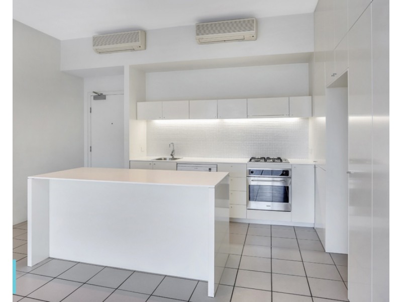 216/38 Skyring Terrace, Teneriffe QLD 4005