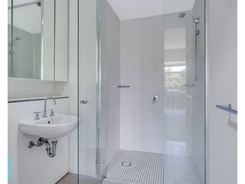 216/38 Skyring Terrace, Teneriffe QLD 4005