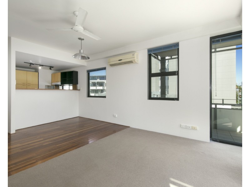 139 Commercial Road, Teneriffe QLD 4005