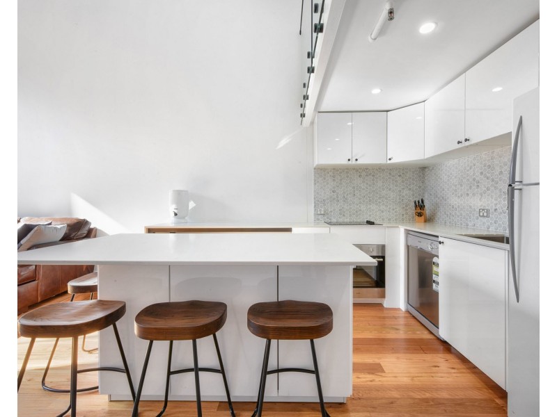 125/53 Vernon Terrace, Teneriffe QLD 4005