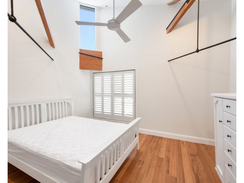 125/53 Vernon Terrace, Teneriffe QLD 4005