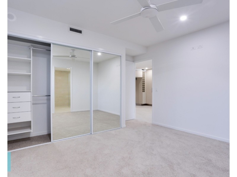 12/25-29 Stanley Street, Indooroopilly QLD 4068