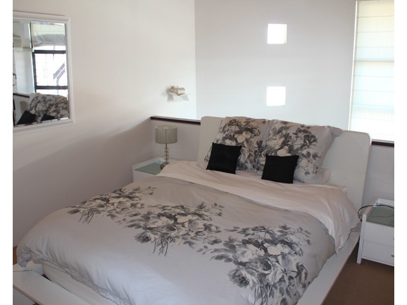 139 Commercial Road, Teneriffe QLD 4005