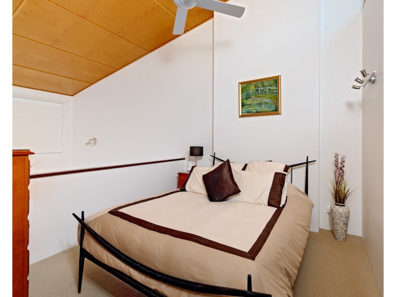 139 Commercial Road, Teneriffe QLD 4005