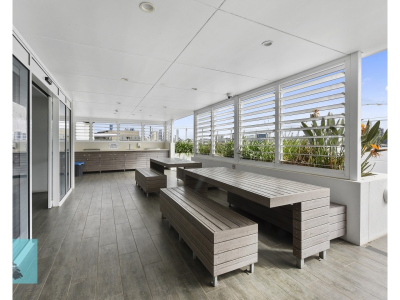 2/113 Commercial Road, Teneriffe QLD 4005