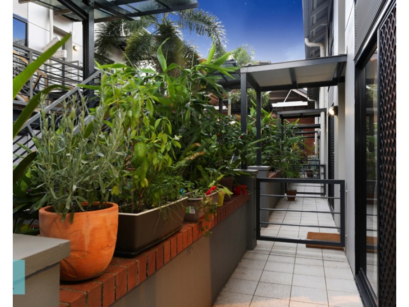 139 Commercial Road, Teneriffe QLD 4005