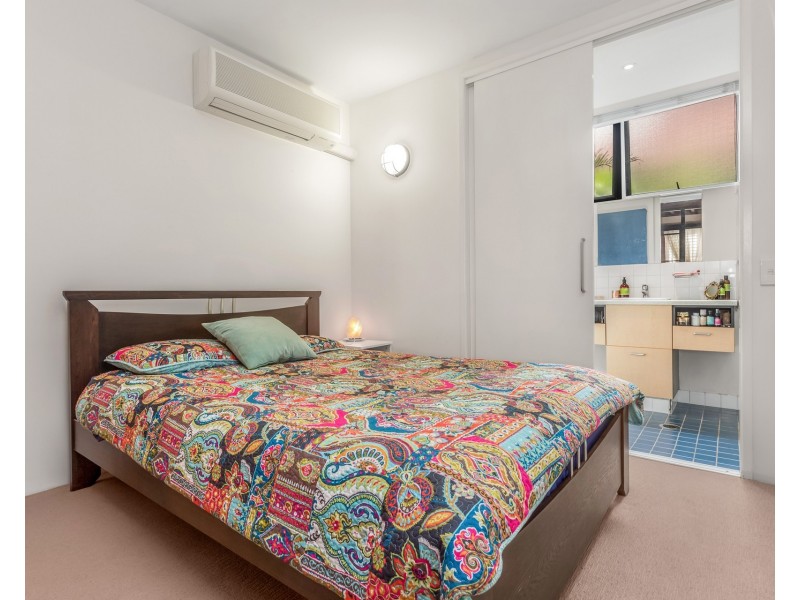 139 Commercial Road, Teneriffe QLD 4005