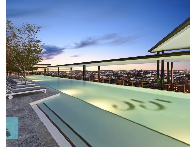 813/18  Longland Street, Newstead QLD 4006