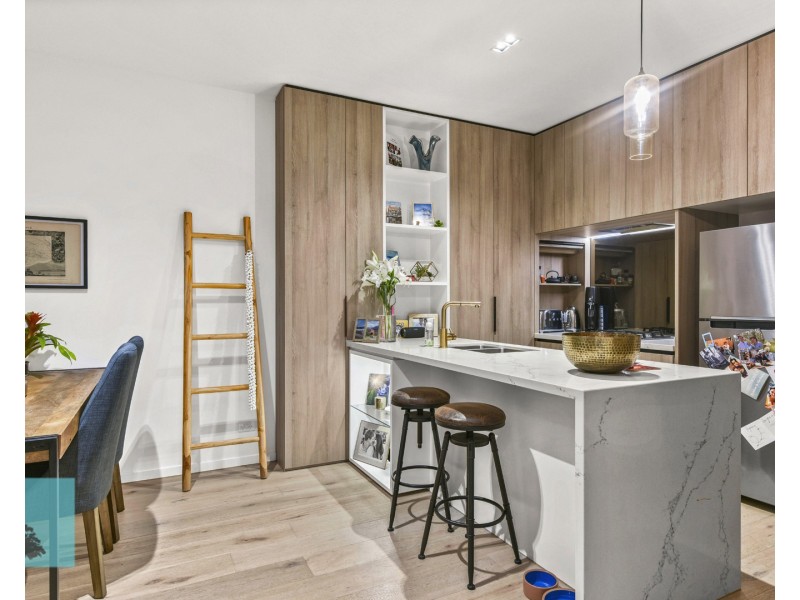 813/18  Longland Street, Newstead QLD 4006