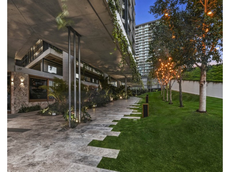 813/18  Longland Street, Newstead QLD 4006