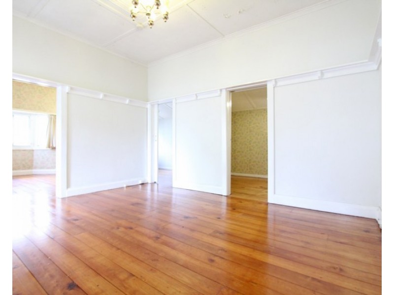 27 Huxham Street, Auchenflower QLD 4066