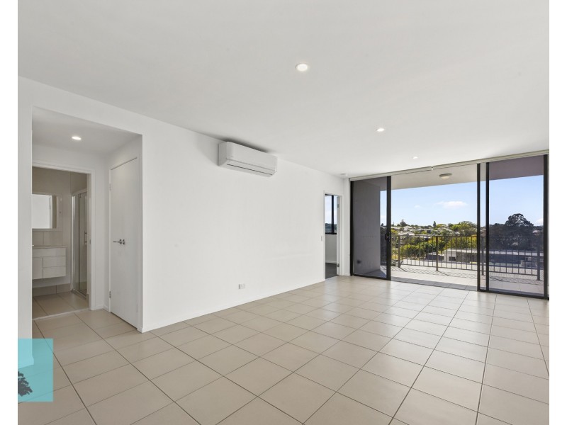 411/8 Deshon Street, Woolloongabba QLD 4102
