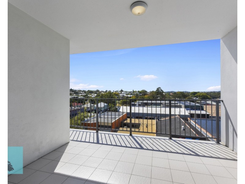 411/8 Deshon Street, Woolloongabba QLD 4102