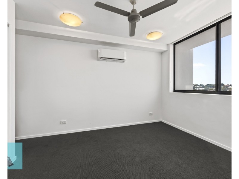 411/8 Deshon Street, Woolloongabba QLD 4102