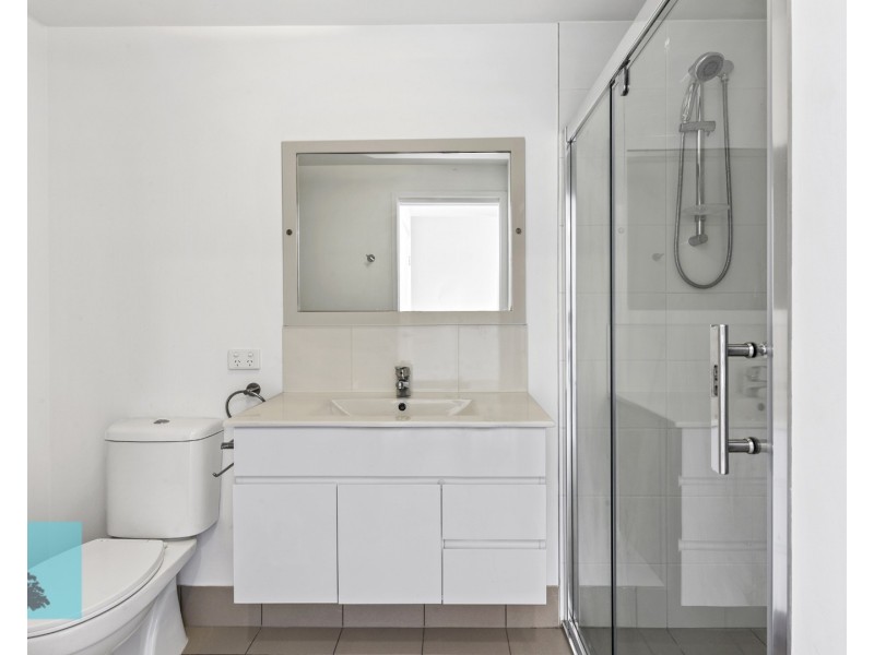 411/8 Deshon Street, Woolloongabba QLD 4102