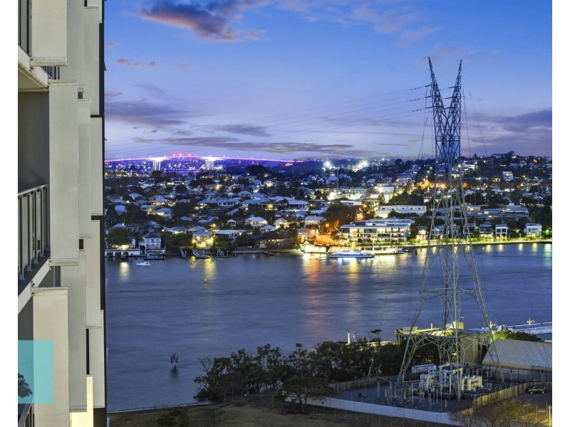 1711/30 Festival Place, Newstead QLD 4006