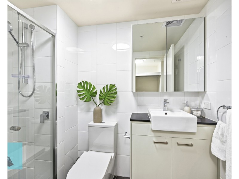 1711/30 Festival Place, Newstead QLD 4006