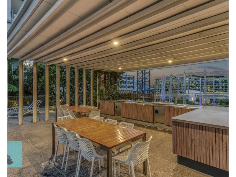 20401/39-47 Longland Street, Newstead QLD 4006