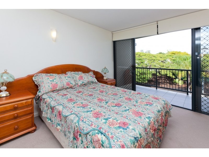 38 Brougham Street, Fairfield QLD 4103