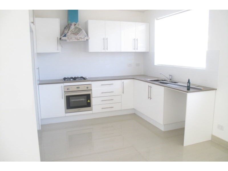 28 Edgehill Road, Carlton NSW 2218