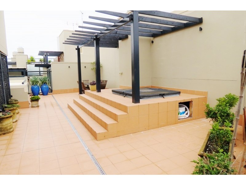 604/1A Clement Place, Rushcutters Bay NSW 2011