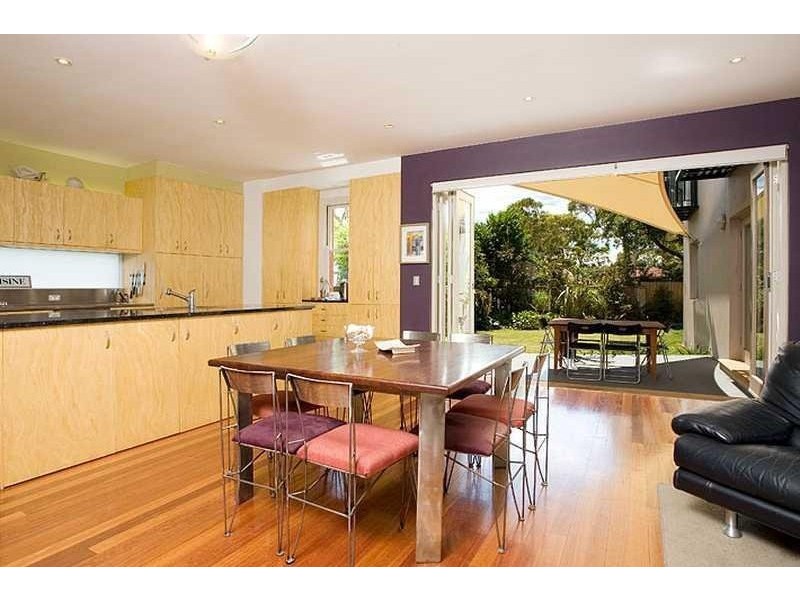 1 Rutland Avenue, Castlecrag NSW 2068