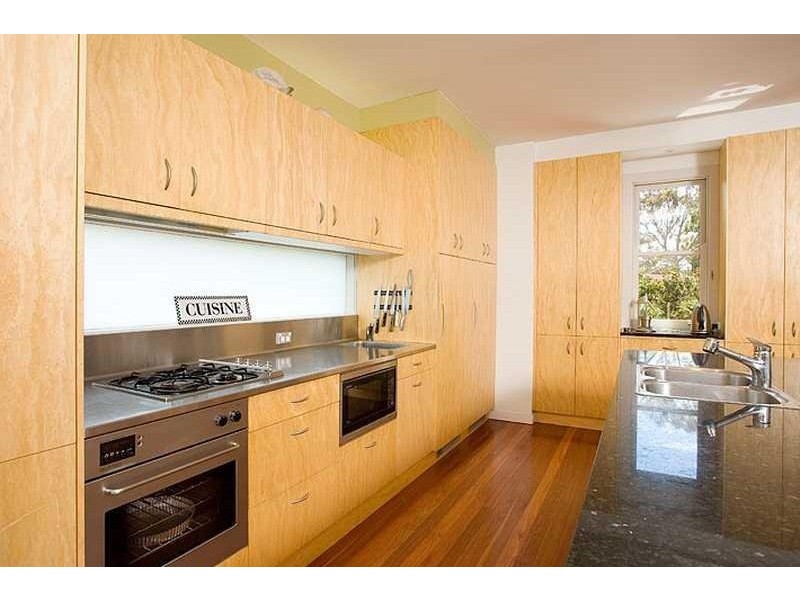 1 Rutland Avenue, Castlecrag NSW 2068