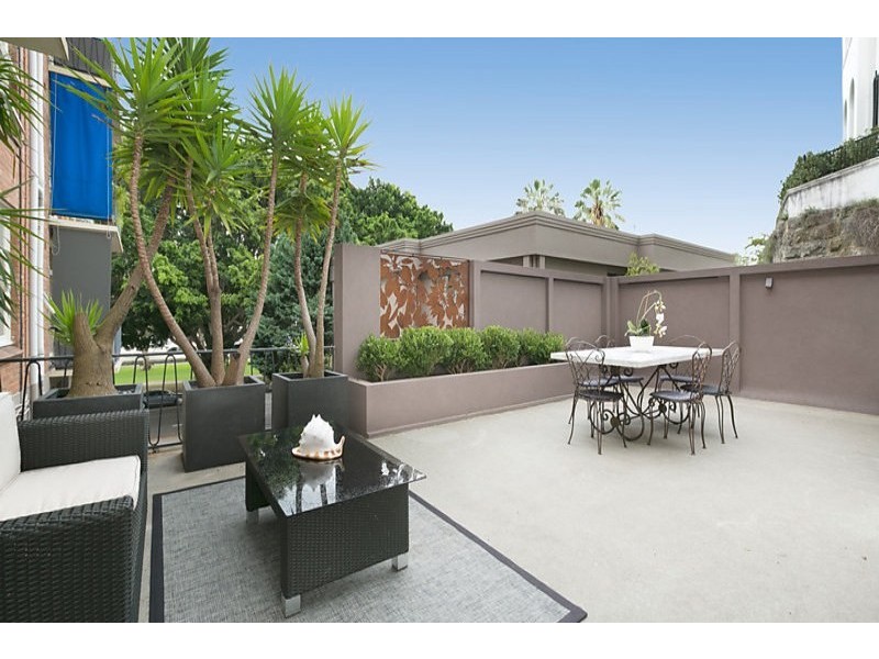 17/22 New Beach Road, Darling Point NSW 2027