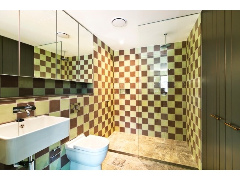 202/18 Danks Street, Waterloo NSW 2017