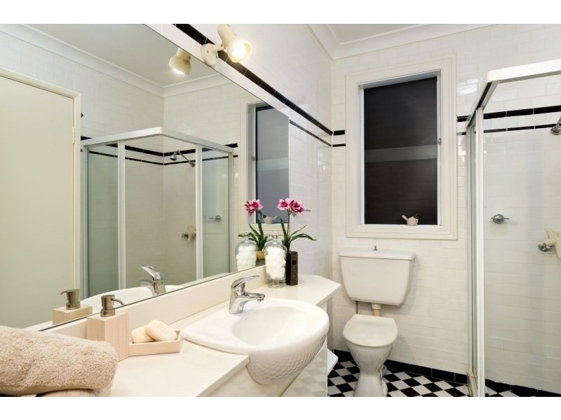 2/119 Brighton Street, Petersham NSW 2049