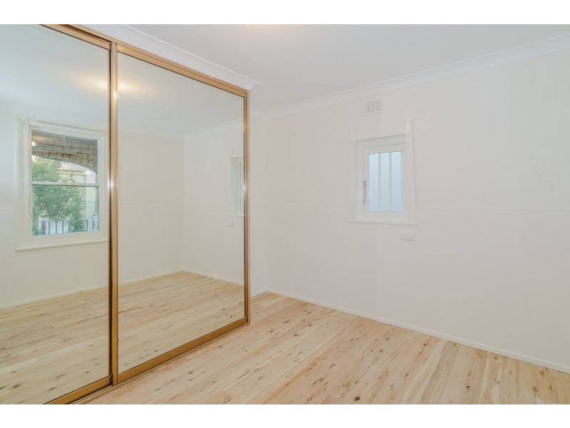 42 Edith Street, St Peters NSW 2044