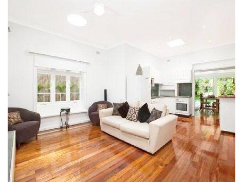 123 Hall Street, Bondi NSW 2026