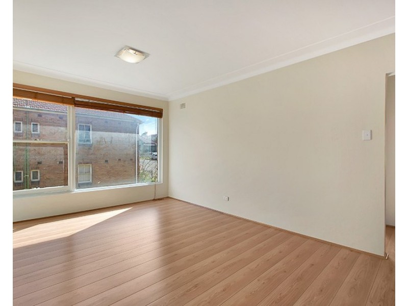 3/62 Floss Street, Marrickville NSW 2204