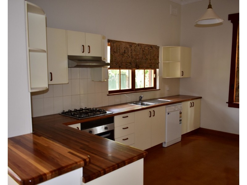 33 Ray Road, Epping NSW 2121