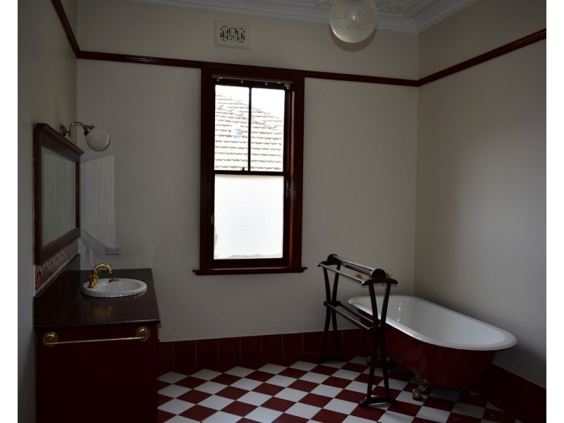 33 Ray Road, Epping NSW 2121