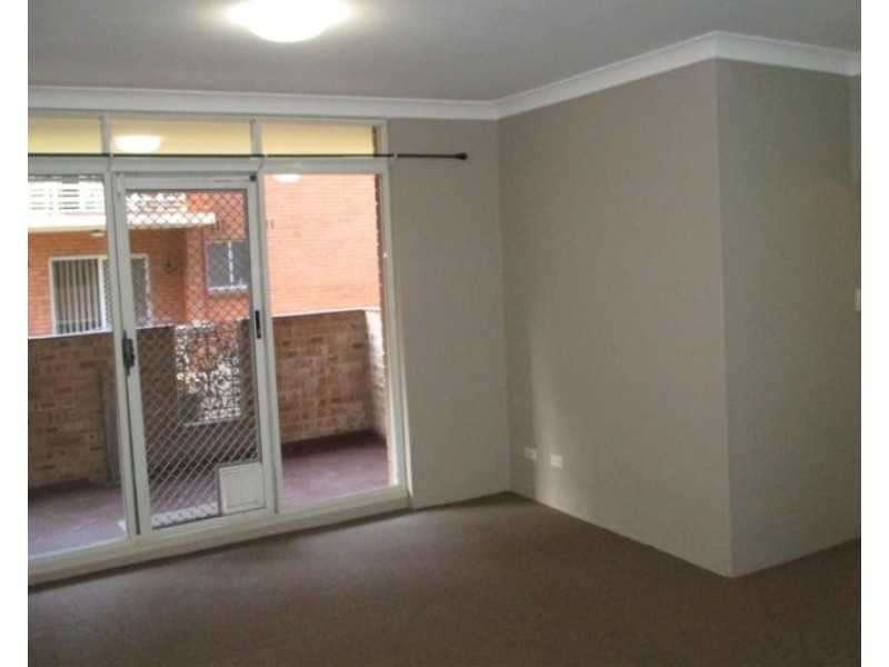 1/6 Cottonwood Crescent, Macquarie Park NSW 2113