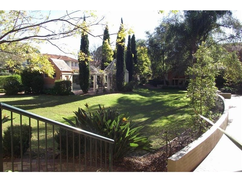 9/1-11 Lancaster Drive, Marsfield NSW 2122