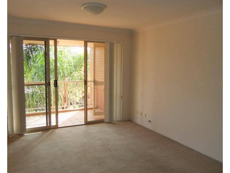 15/1-11 Lancaster Drive, Marsfield NSW 2122