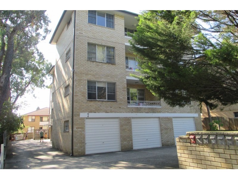 8/7 Endeavour Street, West Ryde NSW 2114