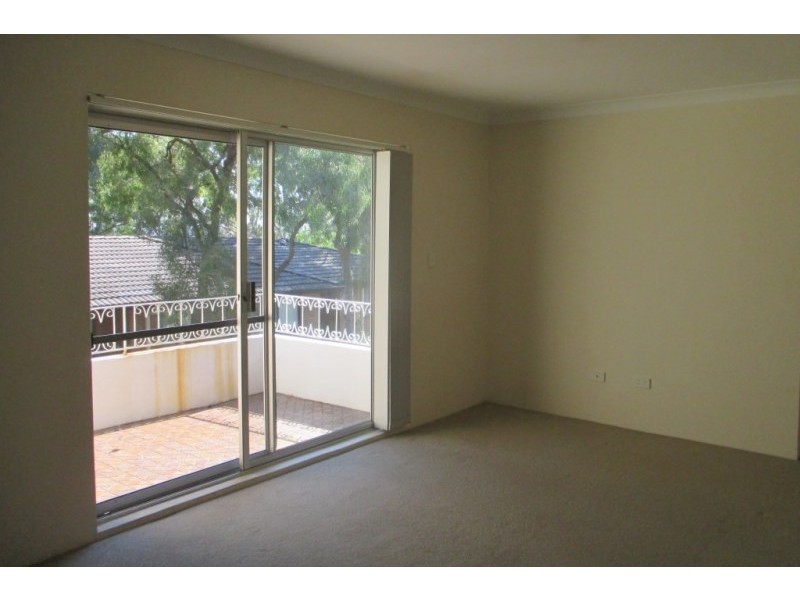 8/7 Endeavour Street, West Ryde NSW 2114