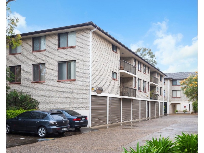17/211 Waterloo Road, Marsfield NSW 2122