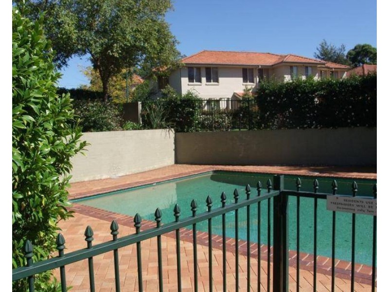 14/1-11 Lancaster Drive, Marsfield NSW 2122
