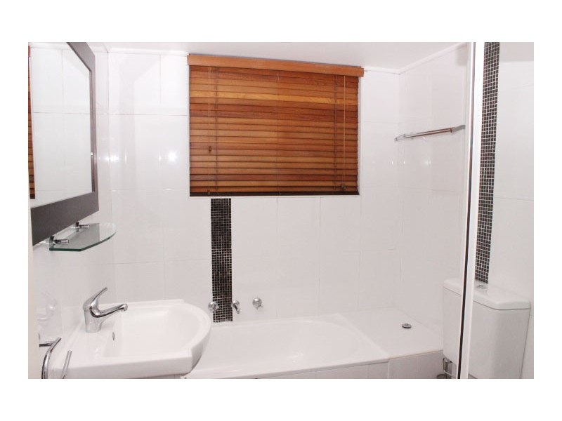 13/205 Waterloo Road, Marsfield NSW 2122