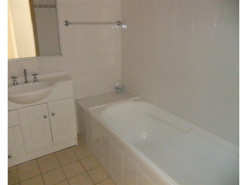 10/20 Essex Street, Epping NSW 2121