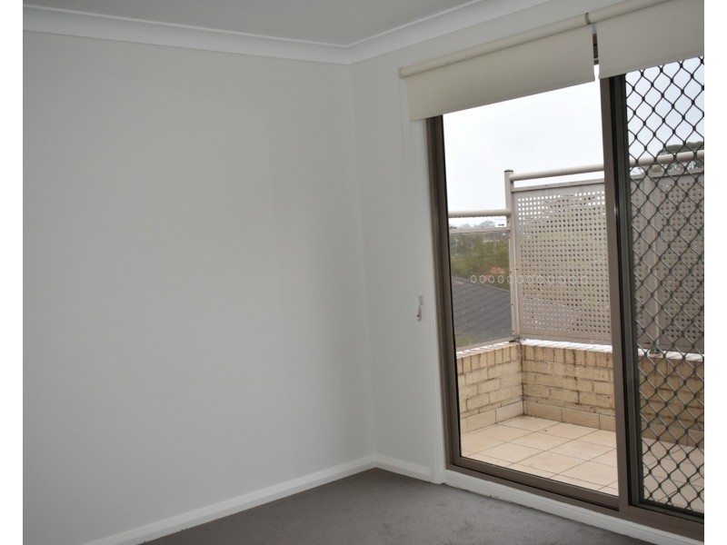 10/20 Essex Street, Epping NSW 2121