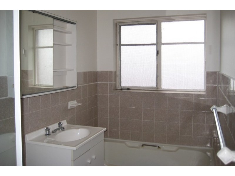 8/24 East Parade, Eastwood NSW 2122