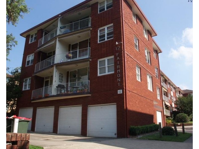 1/12 Essex Street, Epping NSW 2121